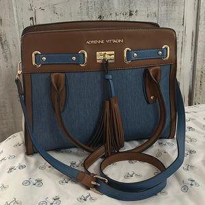 Adrienne Vittadini purse